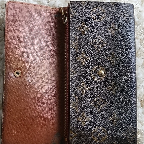 LV - Louis Vuitton Sarah Wallet - Picture 5 of 10